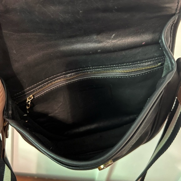 Vintage COACH Black Leather Crossbody Bag - Picture 5 of 14